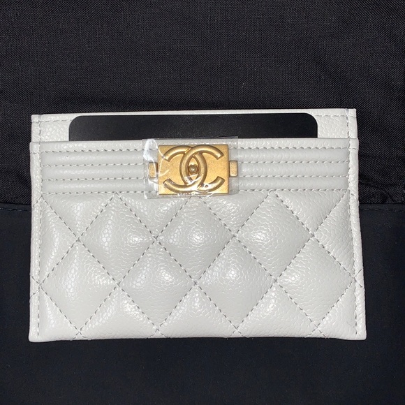 CHANEL Handbags - BRAND NEW CHANEL CARD HOLDER